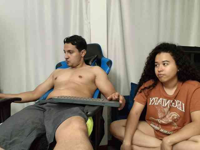 couplee-horny Sex Cam Show