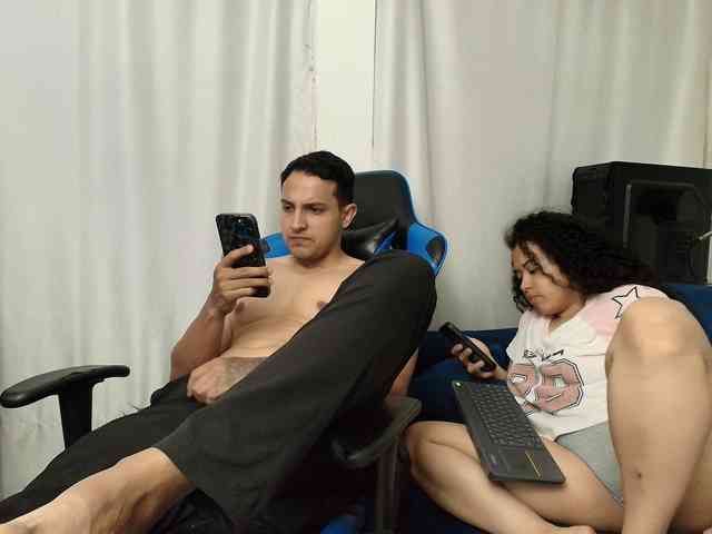 couplee-horny webcam