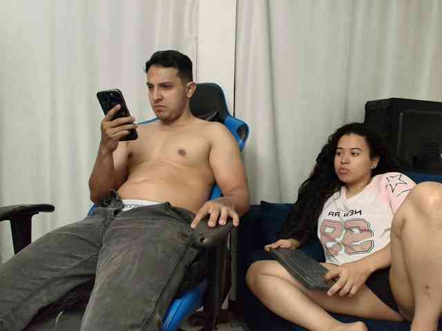 couplee-horny webcam