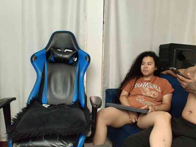 couplee-horny webcam