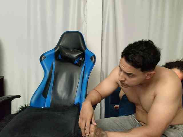 couplee-horny webcam
