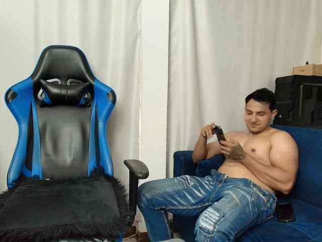 couplee-horny webcam