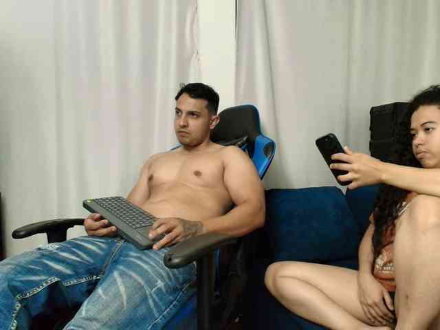 couplee-horny webcam