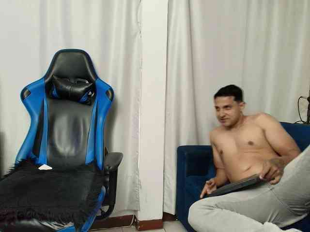couplee-horny webcam