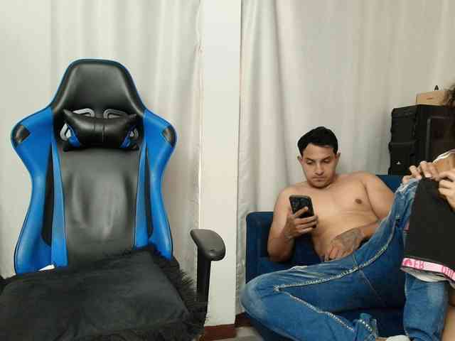 couplee-horny webcam