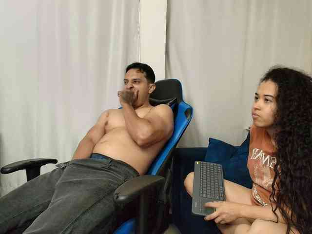 couplee-horny webcam