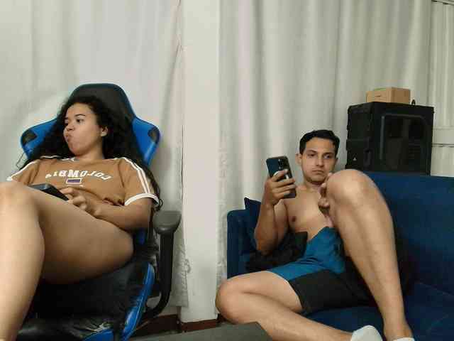 couplee-horny webcam