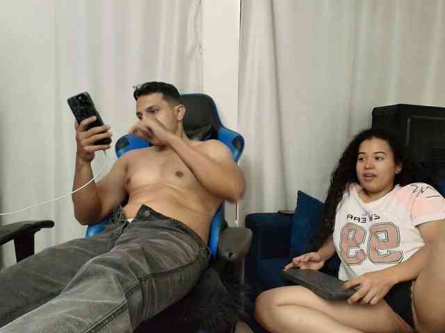 couplee-horny webcam