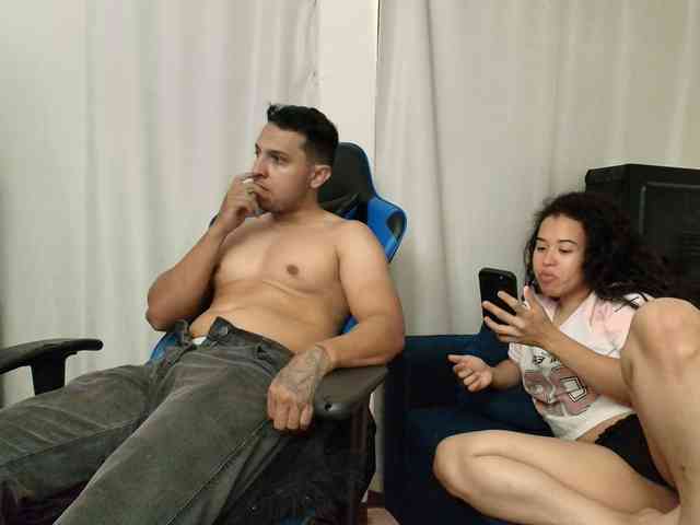 couplee-horny webcam