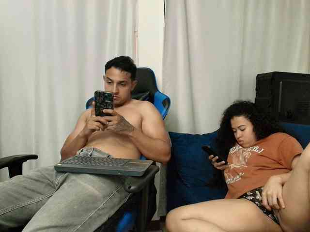 couplee-horny webcam