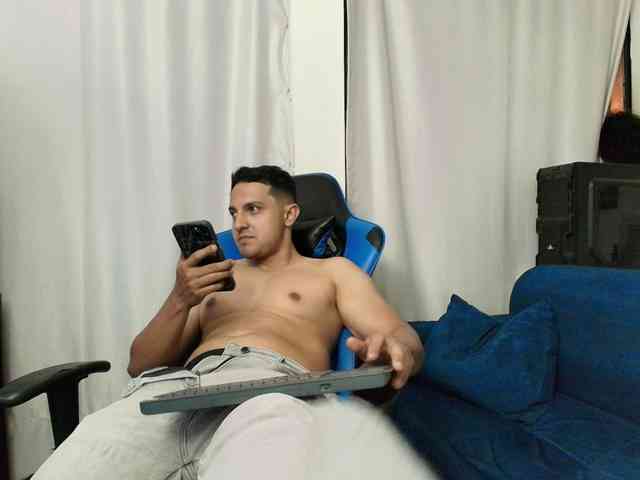couplee-horny Sex Cam Show