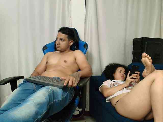 couplee-horny webcam