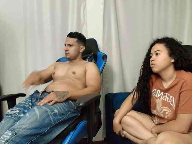 couplee-horny Sex Cam Show