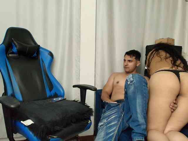 couplee-horny webcam