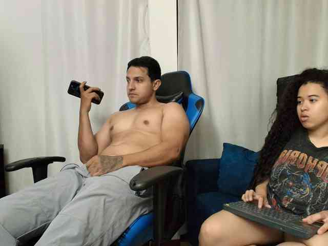 couplee-horny webcam