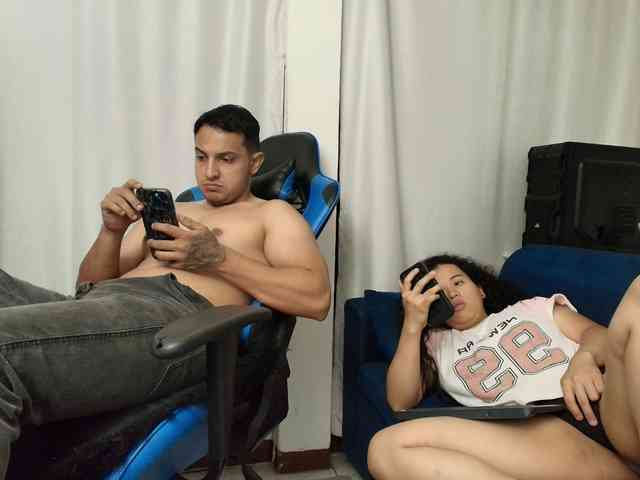 couplee-horny webcam