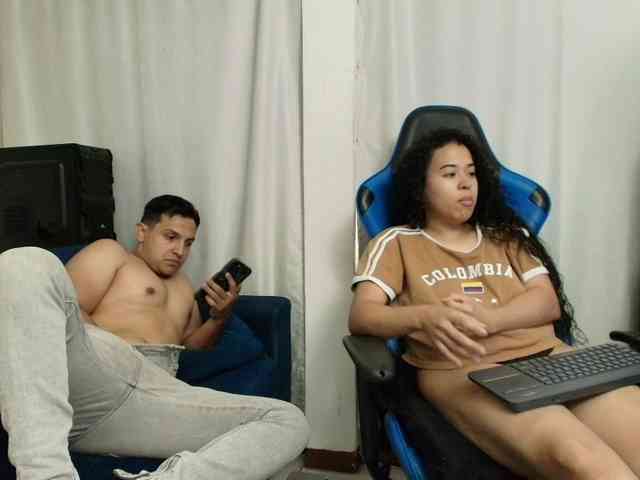 couplee-horny webcam
