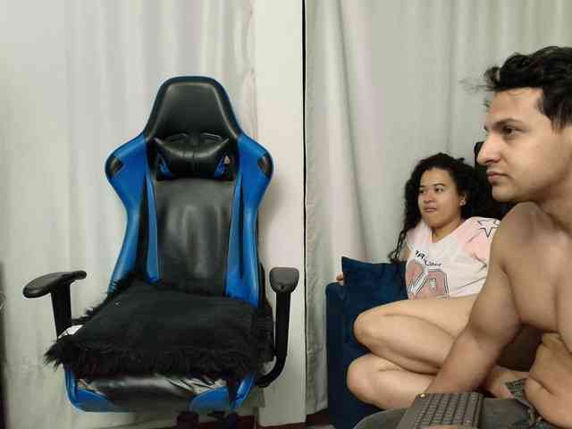 Modelo: couplee-horny
