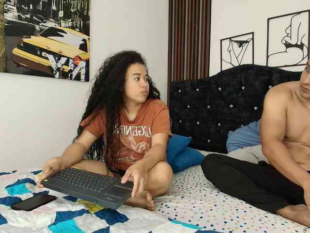 Modelo: couplee-horny