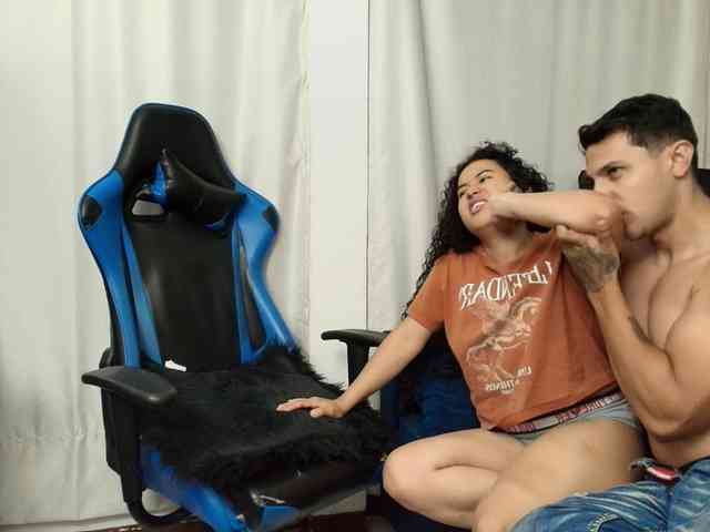 couplee-horny webcam