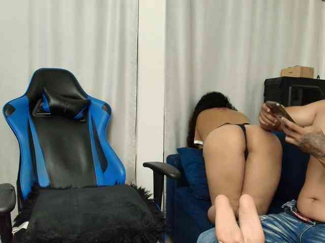 couplee-horny webcam