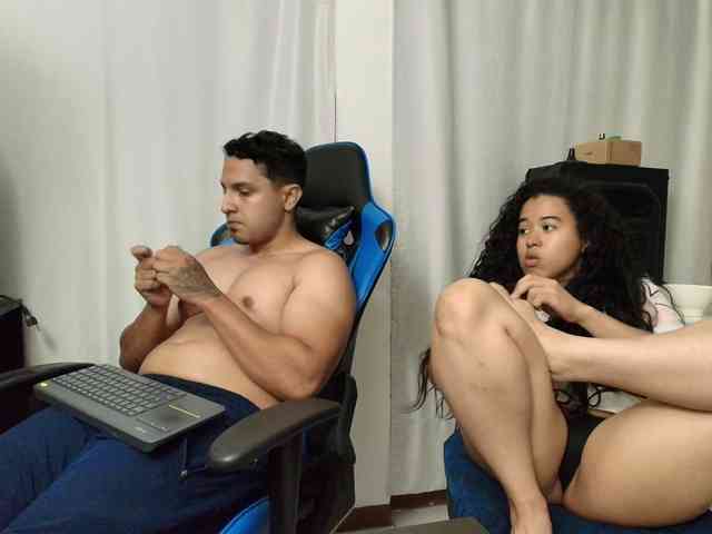 couplee-horny webcam