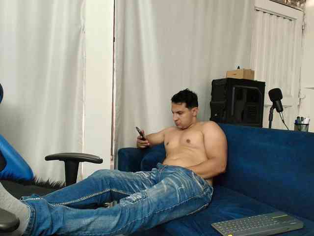 couplee-horny webcam
