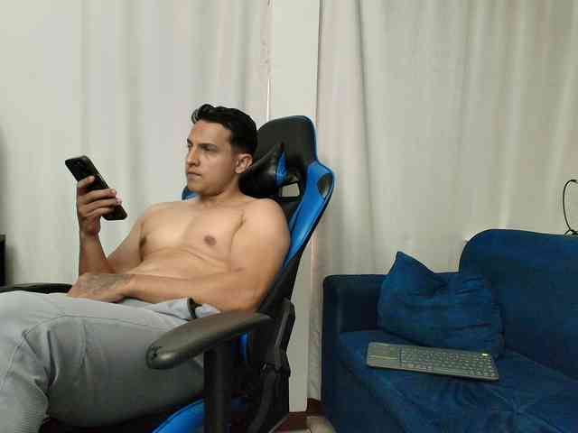 couplee-horny webcam