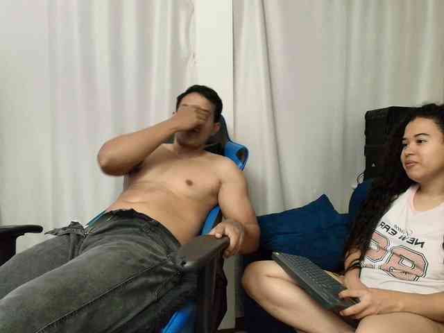 couplee-horny webcam