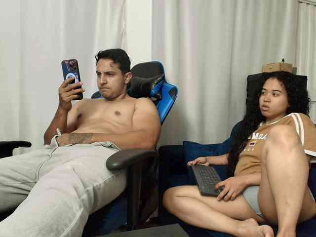 couplee-horny webcam