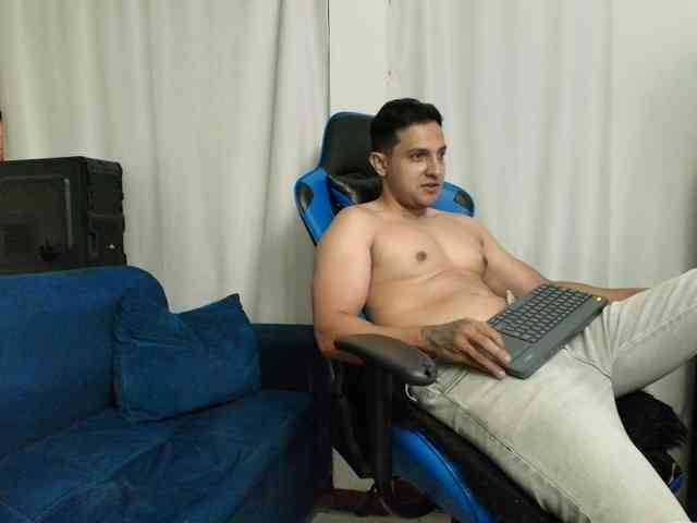 couplee-horny webcam