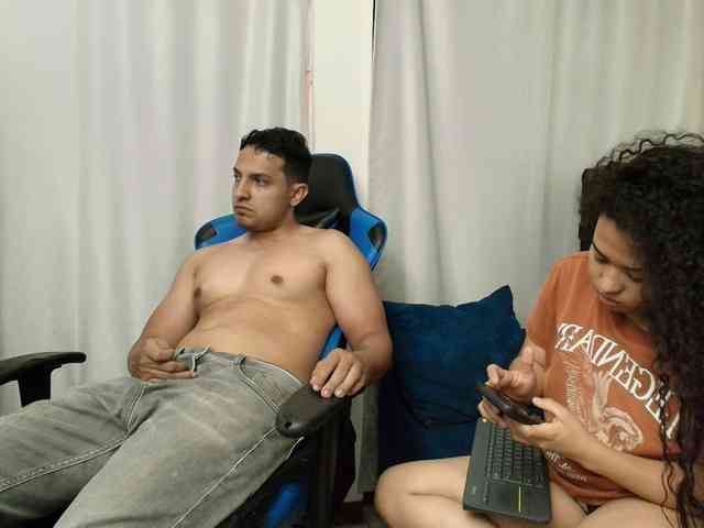 Modelo: couplee-horny