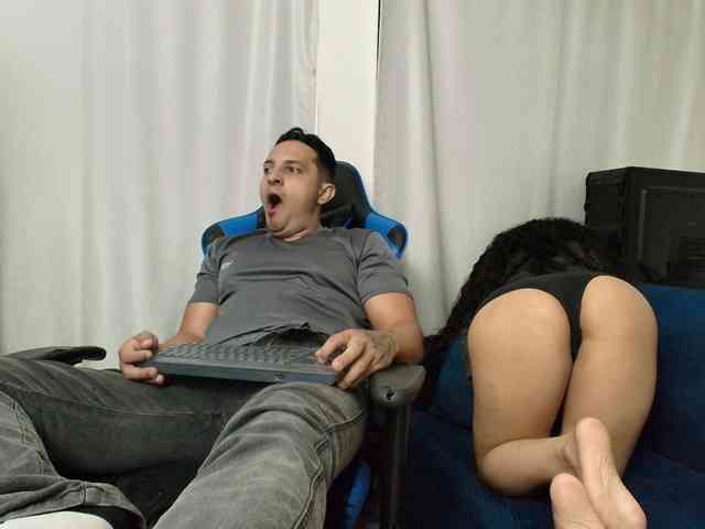 couplee-horny Sex Cam Show