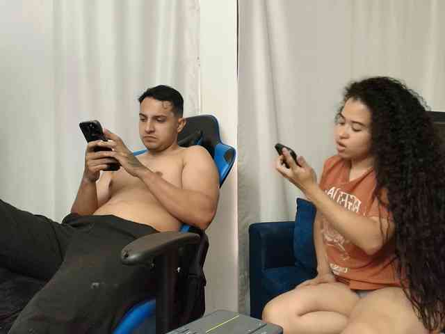 couplee-horny Sex Cam Show