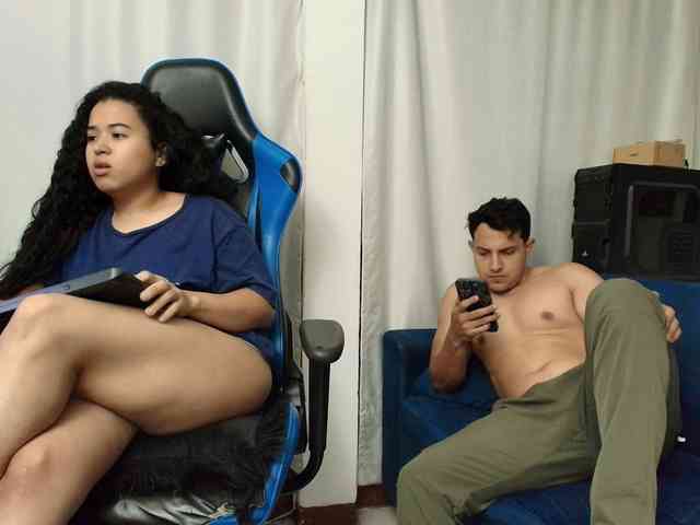 couplee-horny webcam
