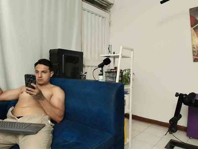 couplee-horny webcam