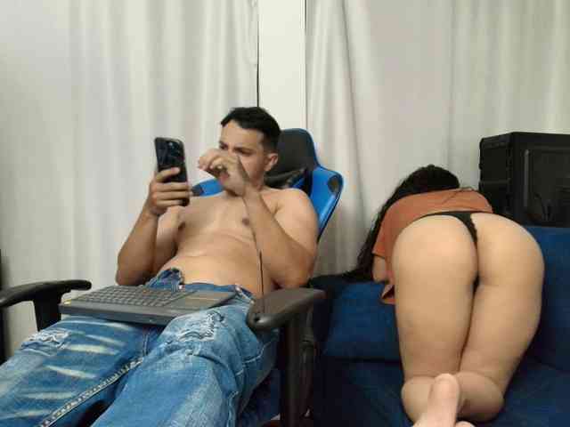 couplee-horny Sex Cam Show