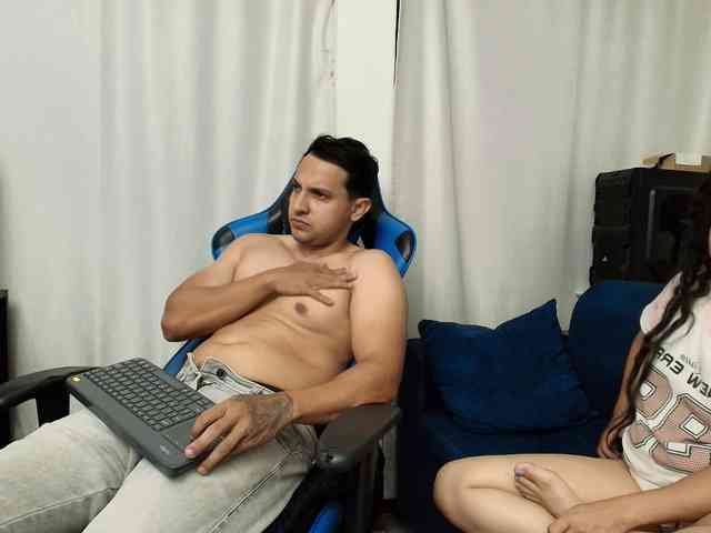 couplee-horny webcam