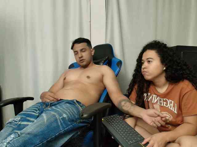 couplee-horny Sex Cam Show