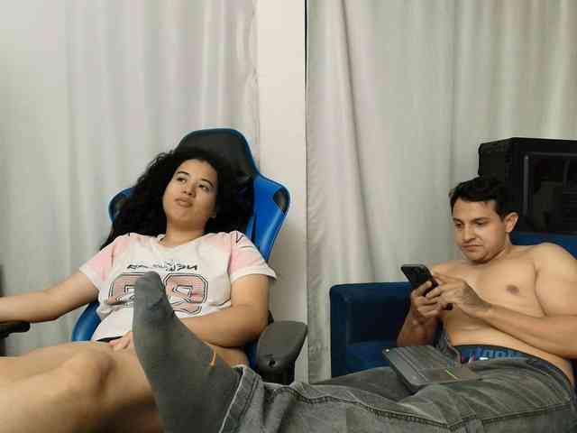 couplee-horny webcam