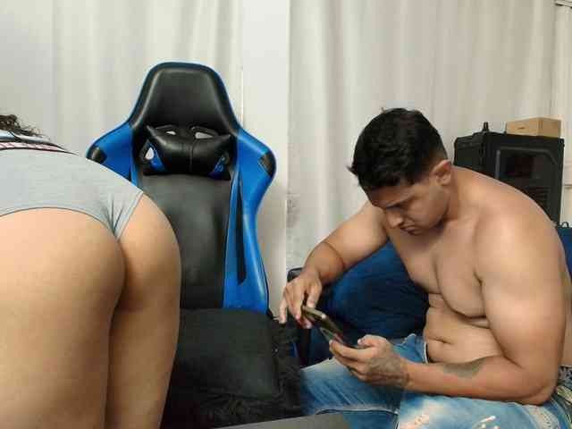 couplee-horny webcam