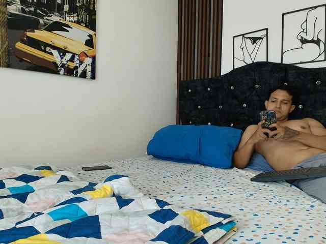 couplee-horny webcam