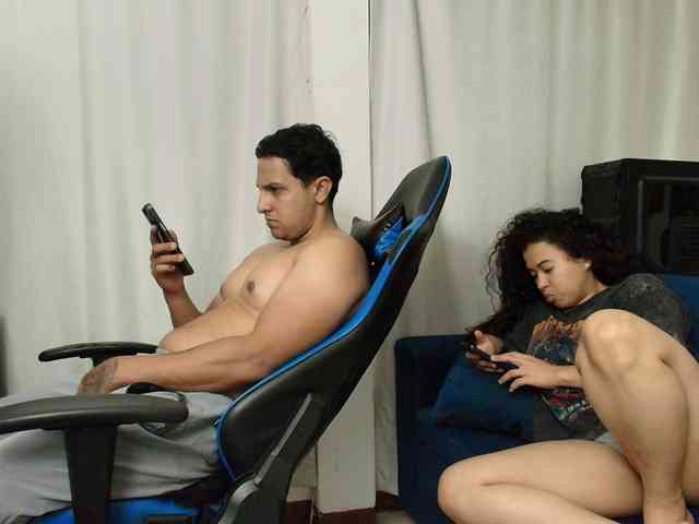 couplee-horny webcam