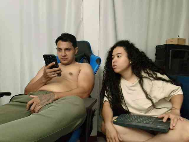 couplee-horny webcam