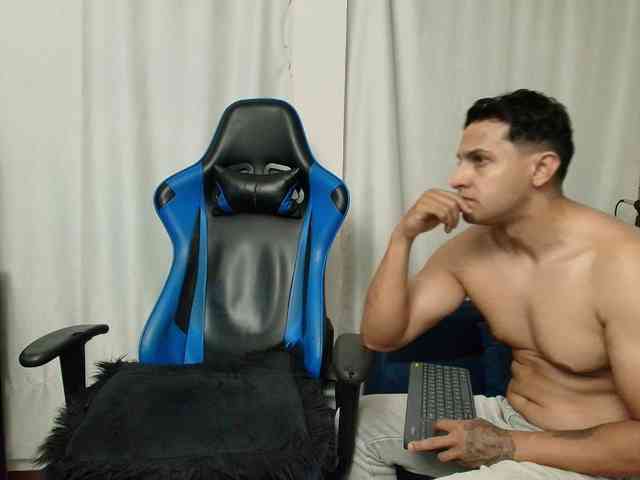 couplee-horny webcam