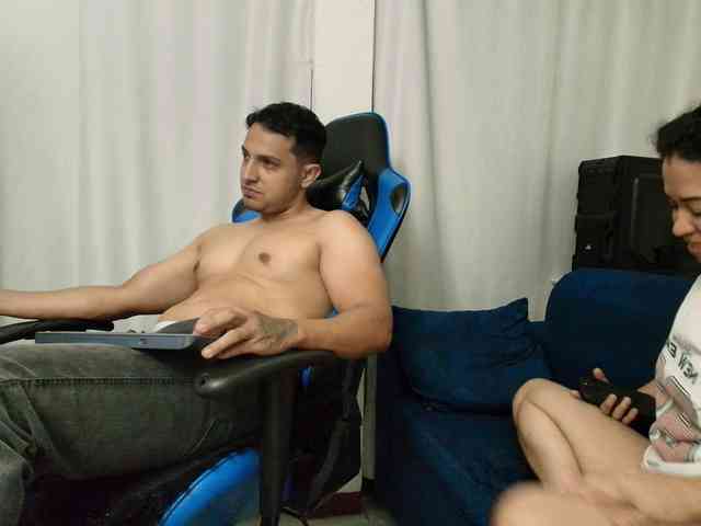 couplee-horny webcam