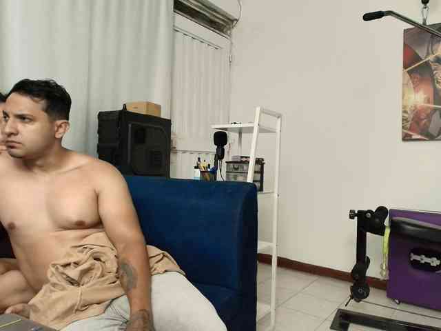 couplee-horny webcam