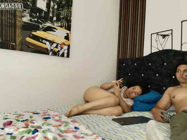 couplee-horny webcam