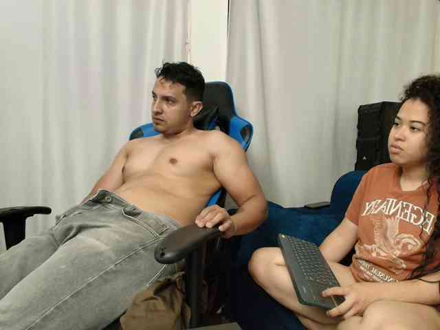 couplee-horny webcam