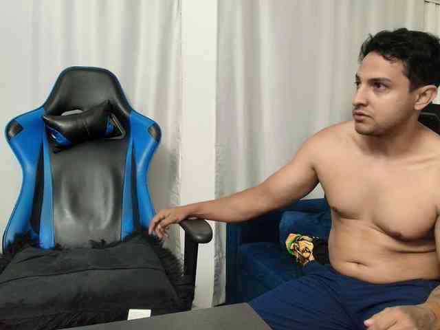 couplee-horny webcam